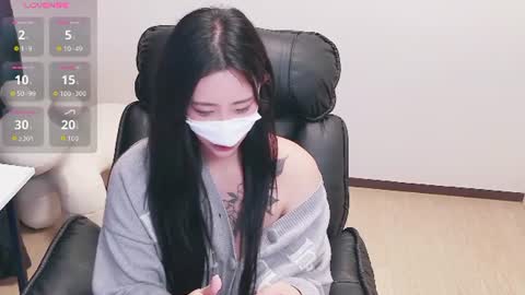 Snapshot of milksola chatting on 07.12.26 milksola online show from 07.12.26