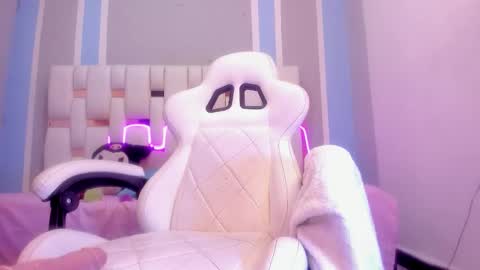 Michelle  online show from 02.10.26