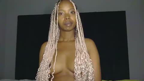 Snapshot of milkytitis chatting on 02.23.26 Milkytitis online show from 02.23.26