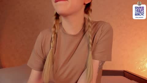 Snapshot of milla_remmy chatting on 03.09.25 Milla online show from 03.09.25