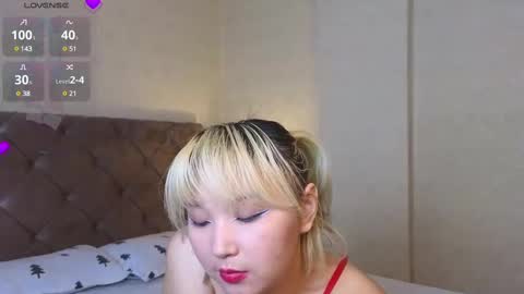 Milla or just Mi online show from 02.25.25