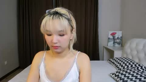 Milla or just Mi online show from 09.17.25