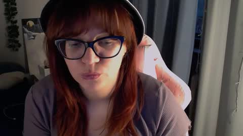 Milla online show from 10.12.25