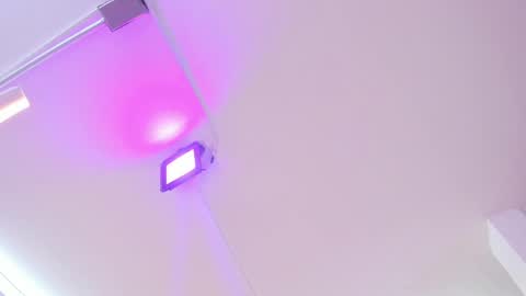 miller_vanessa_ online show from 03.07.25