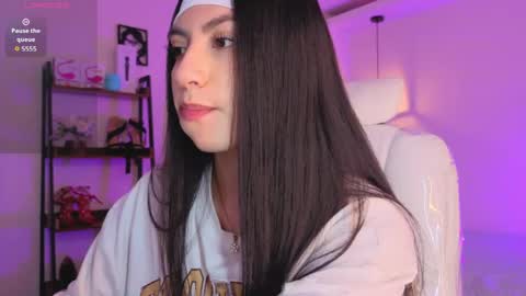 Snapshot of miller_vanessa_ chatting on 04.17.26 miller_vanessa_ online show from 04.17.26