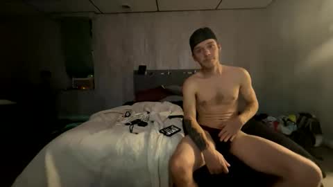 millerrcryan95 online show from 11.20.25