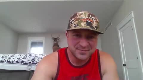 millertime feet bigcock hairy straight muscles online show from 02.20.26