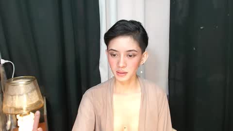 Im Milliedont forget to follow me online show from 01.17.26