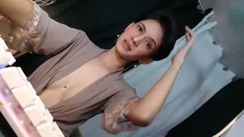 Im Milliedont forget to follow me online show from 02.03.26