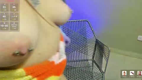 Snapshot of millie_pix chatting on 05.27.26 Millie Pix online show from 05.27.26