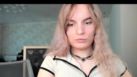 mili-kira online show from 04.26.26