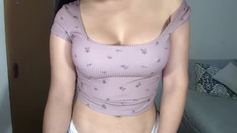 Snapshot of milly__taylor chatting on 11.08.25 Milly online show from 11.08.25