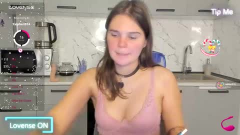 Snapshot of milly_brown_ chatting on 09.19.25 Welcome My name is Tina online show from 09.19.25