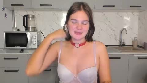 Snapshot of milly_brown_ chatting on 09.28.25 Welcome My name is Tina online show from 09.28.25