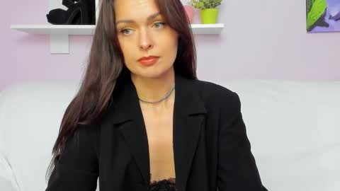 Snapshot of milly_hottt chatting on 09.19.25 Milly online show from 09.19.25