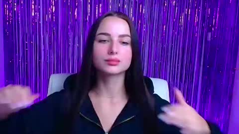 Milly online show from 09.18.25