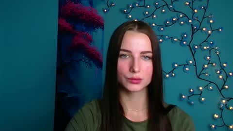 Milly online show from 10.14.25