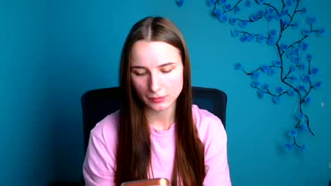 Snapshot of milly_liss chatting on 06.19.26 Milly online show from 06.19.26
