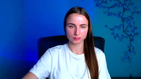 Snapshot of milly_liss chatting on 06.29.26 Milly online show from 06.29.26