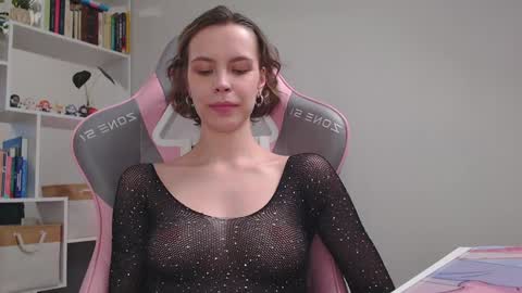 Snapshot of milly_ross23 chatting on 01.21.25 Milly online show from 01.21.25