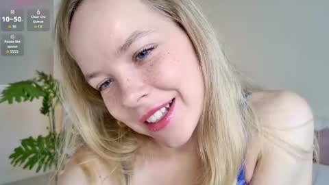 Snapshot of milly_shy chatting on 07.13.26 Milly online show from 07.13.26