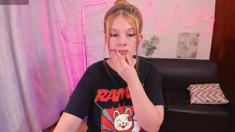 Snapshot of millysandlerr chatting on 05.01.26 millysandlerr online show from 05.01.26