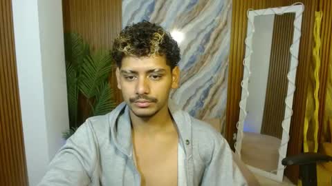 Snapshot of milo_tay chatting on 03.27.26 milo_tay online show from 03.27.26