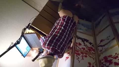 Snapshot of milohbx chatting on 09.10.25 Milo online show from 09.10.25