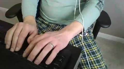 milwaukeebadger24 online show from 12.23.24