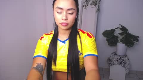 Snapshot of mily_ortiz chatting on 07.03.26 Mily Ortiz online show from 07.03.26