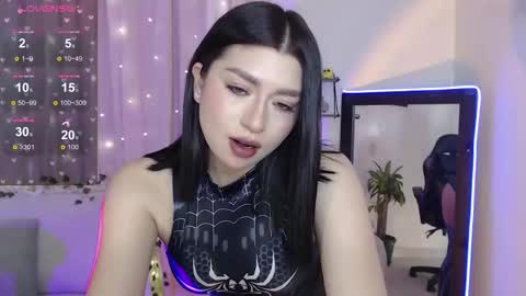 Mily online show from 10.31.25