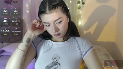 Snapshot of mily_thomson_b chatting on 07.05.26 Mily online show from 07.05.26