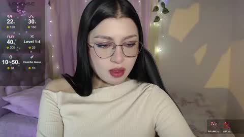 Snapshot of mily_thomson_b chatting on 07.12.26 Mily online show from 07.12.26