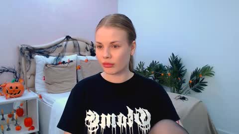 Kelly online show from 10.30.25