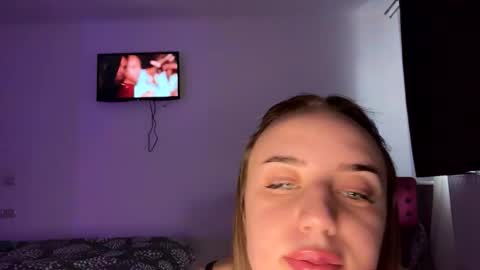 Snapshot of mimisweet78 chatting on 03.15.26 mimisweet78 online show from 03.15.26