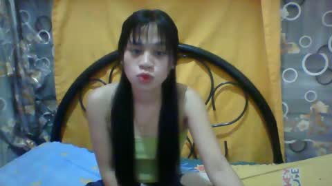 mimiyolove online show from 02.17.25