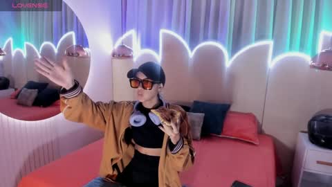 Snapshot of min_minjil chatting on 02.11.25 Minji online show from 02.11.25