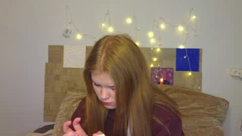 hi Im Mina  online show from 05.14.26