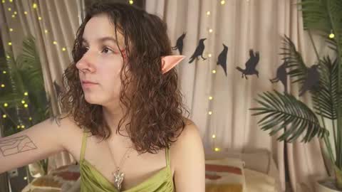 Snapshot of mindgame__ chatting on 11.01.25 Frances  Next streams wed 5am - 9am fri sat sun 8am - 4pm GMT3 online show from 11.01.25