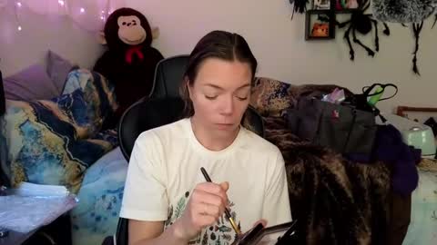 Mindy Mars online show from 02.10.25