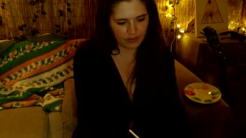 Mindy online show from 12.22.25