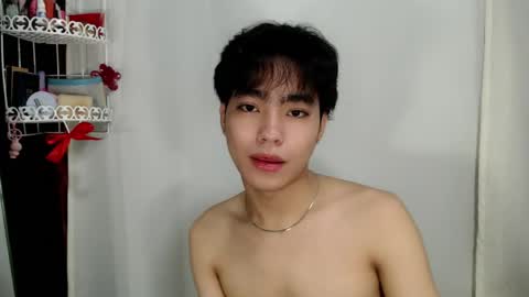 mingkla_man online show from 04.01.26