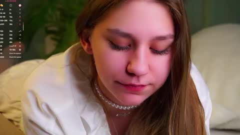 Snapshot of minhgrow chatting on 02.17.26 Mary online show from 02.17.26