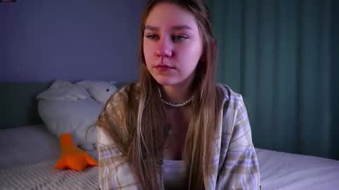 Snapshot of minhgrow chatting on 02.23.26 Mary online show from 02.23.26