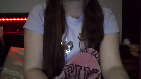 Snapshot of miniloveseven chatting on 10.28.25 Tifa Quinn online show from 10.28.25