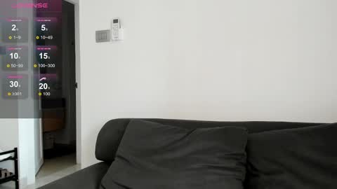 Snapshot of minimaia chatting on 03.07.25 Maya online show from 03.07.25