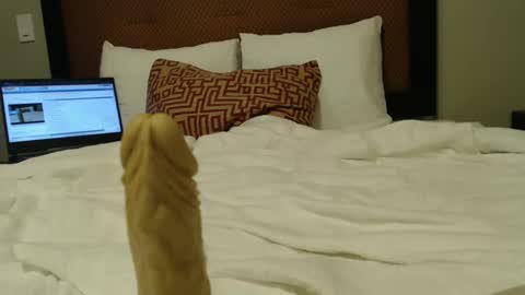 minime1920 online show from 09.25.25