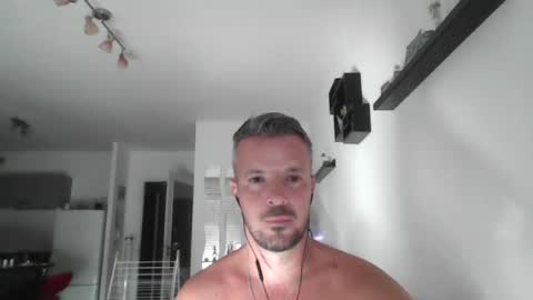 Snapshot of minka28 chatting on 07.05.26 minka28 online show from 07.05.26