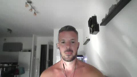 Snapshot of minka28 chatting on 07.17.26 minka28 online show from 07.17.26