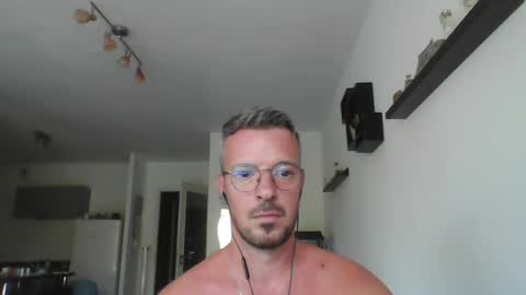 Snapshot of minka28 chatting on 07.20.26 minka28 online show from 07.20.26
